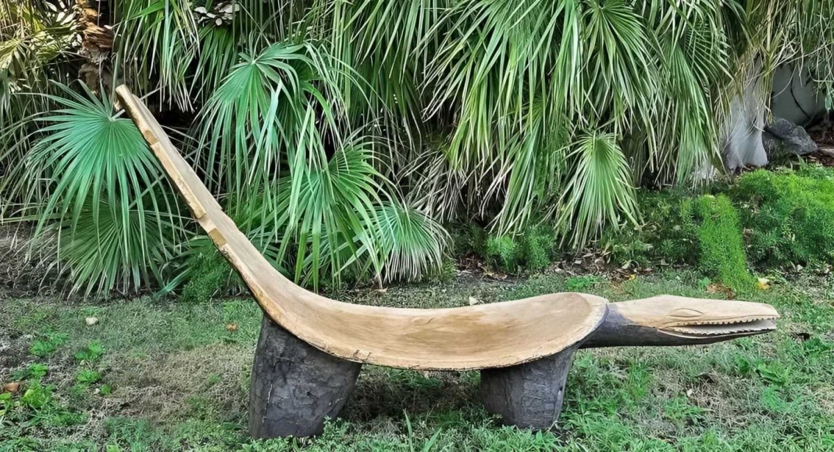Senufo Crocodile Handcarved Antique Bench - Re - psychles Vintage Shop & Art Gallery